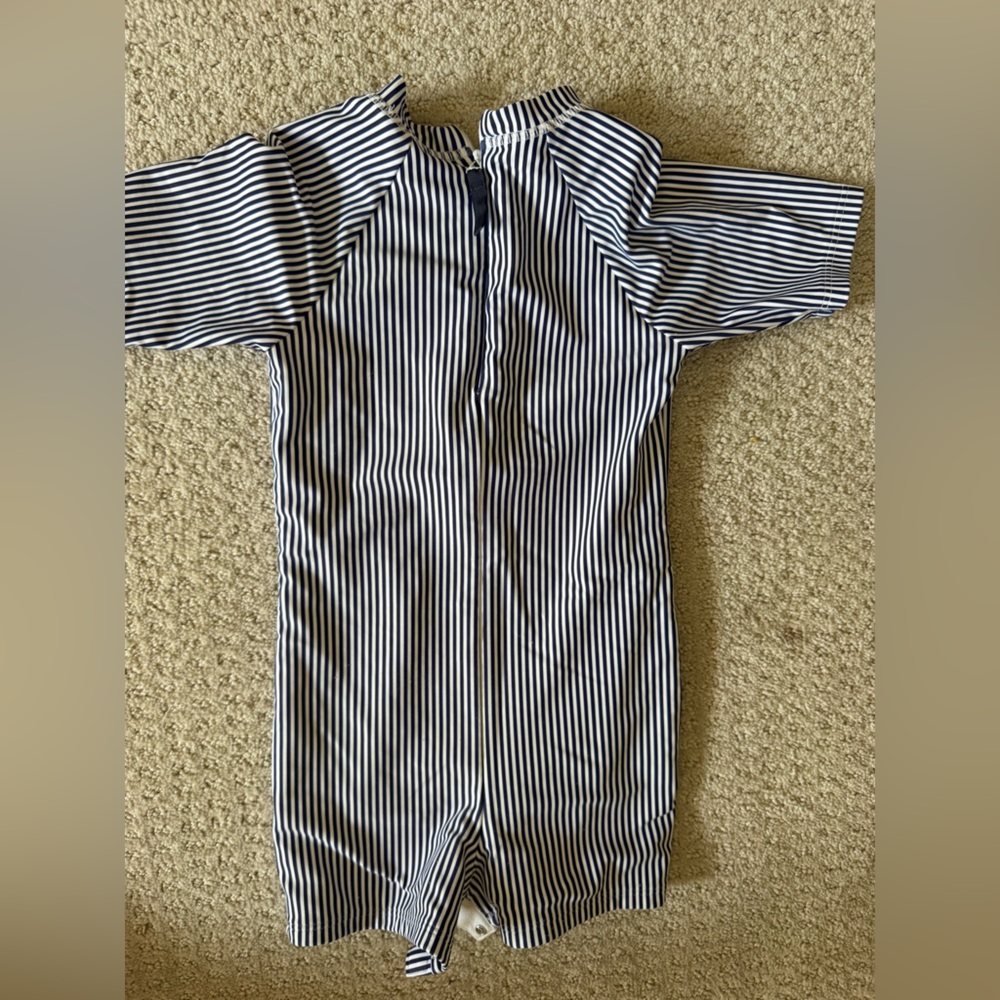 Minnow unisex short sleeve rashguard one piece size 2t blue white stripe
